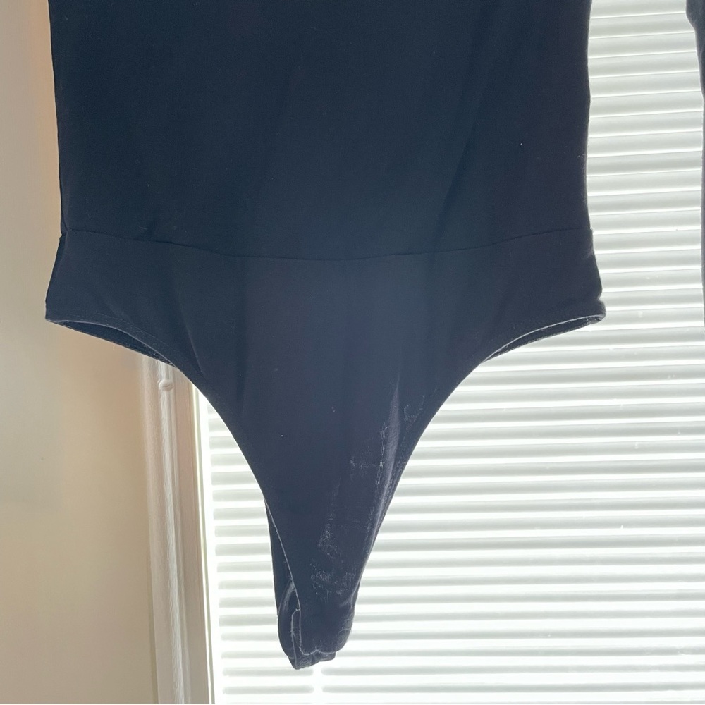 Lulu's Black Backless Long Sleeve Bodysuit XS NWOT - Picture 4 of 16